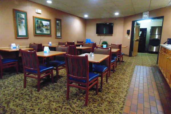 AMERICAN INN AND SUITES (Nellsville)